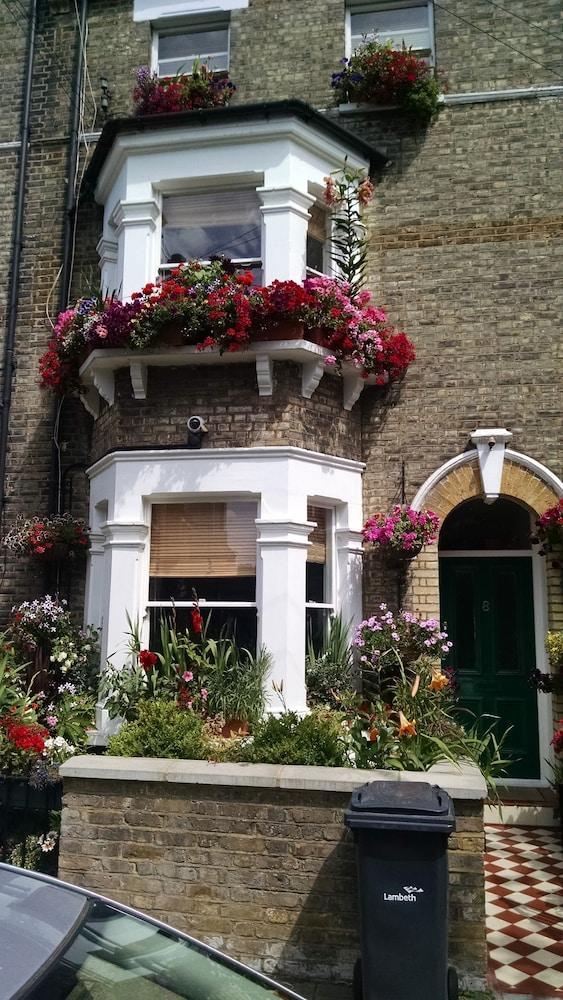 69Thegrove Panzió London Kültér fotó